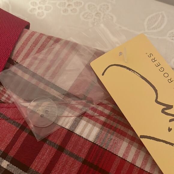 Women’s shorts by Kim Rogers size 16, NWT Red White, Taupe, Brown Plaid - Picture 11 of 11